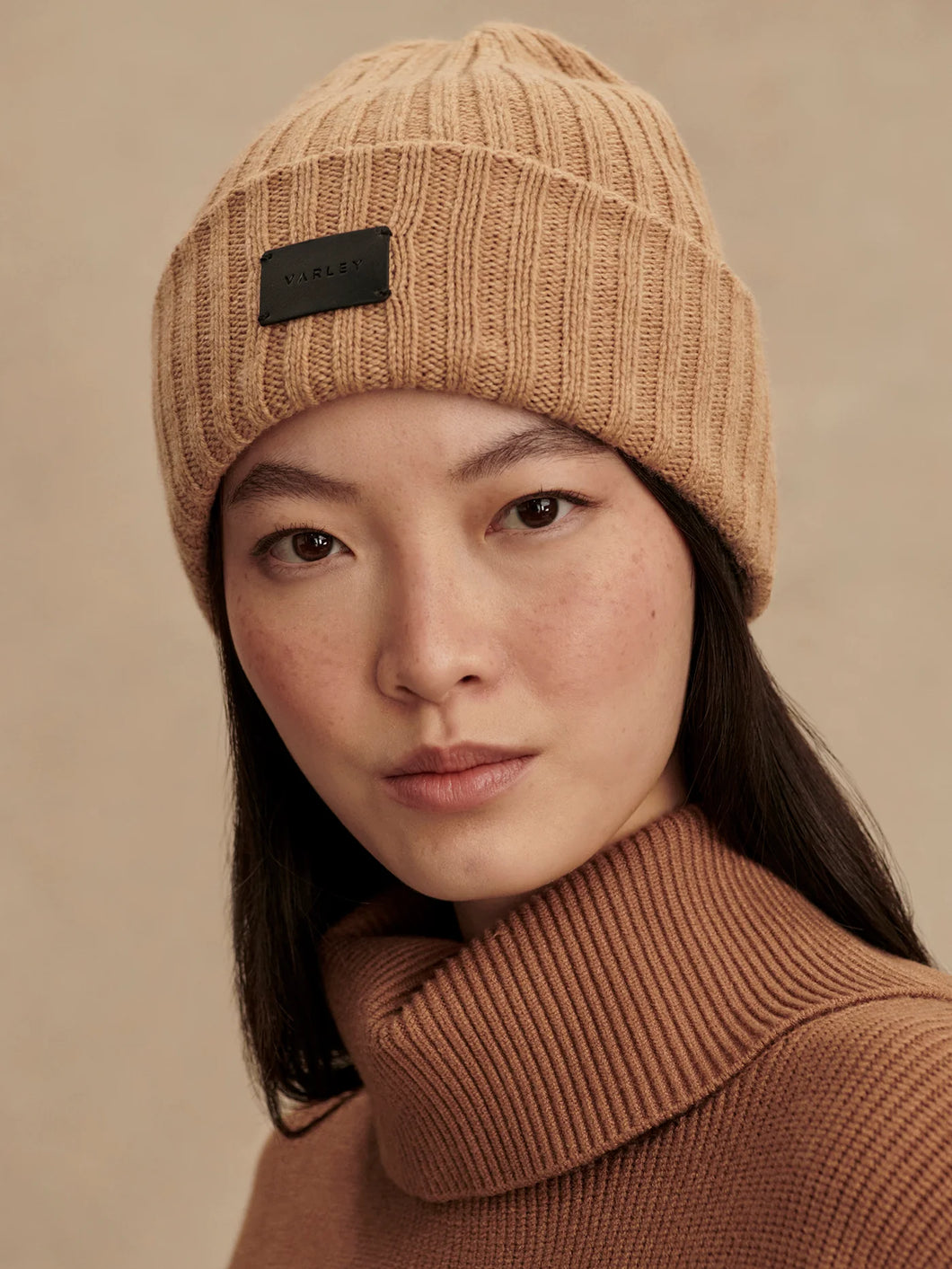 Varley Elva Chunky Rib Beanie - Camel