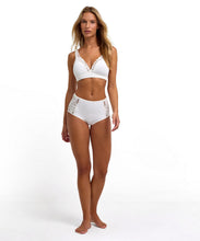 Falke Delicate Touch Mid waist Brief - Ivory