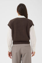 Saint Tropez Trune Vest - Chocolate Brown