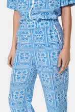 Saint Tropez Kaisa Trousers - Campanula Paisley Squares