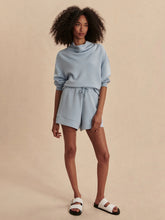Varley Atrium High Rise Short 4.5 -  Cashmere Blue