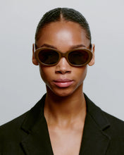 A.Kjaerbede Anma Sunglasses - Chocolate