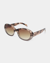 A.Kjaerbede Anma Sunglasses - Coquina / Grey Transparent