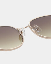 A.Kjaerbede Hello Sunglasses - Matte Gold
