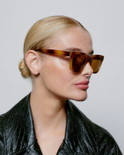 A.Kjaerbede Nancy Sunglasses - Demi Brown