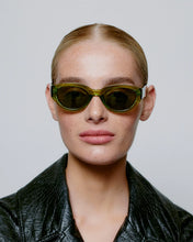 A.Kjaerbede Winnie Sunglasses - Light Olive