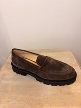 Donna Lei Roccia Sued Loafer - Chocolate Brown