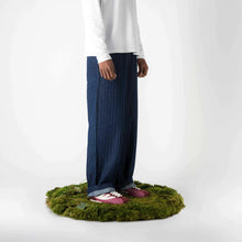 MoEa Rise Red & Beige Mushroom