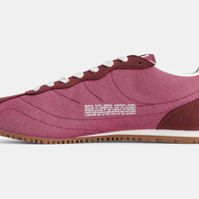 MoEa Rise Red & Beige Mushroom