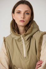 Tanta Bing Hooded Collar - Coriander