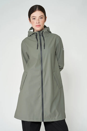 Tanta Nuovola Rain Coat - Mulled Basil