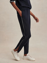 Varley The Slim Pintuck Pant - Navy