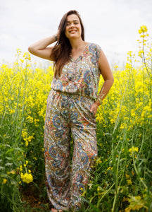 Black Colour Luna Sleeveless Jumpsuit - Summer Garden