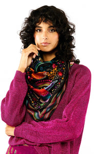 Wild Crazy World Medium Scarf - Noir