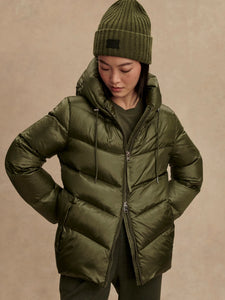 Varley Madelina Lightweight Down Jacket - Racing Olive