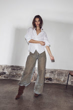 HAUTE L’AMITIÉ Bell Zip Ball Shirt - White