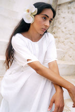 Lilly Pilly Pia Linen Top - Ivory