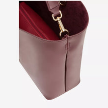 Every Other Portrait Tote Bag - Burgundy