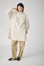 Tanta Nebbia Raincoat - Whitecap Grey