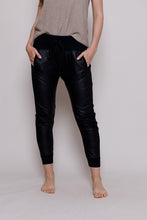 Suzy D Vegan Leather Leggings - Black/White